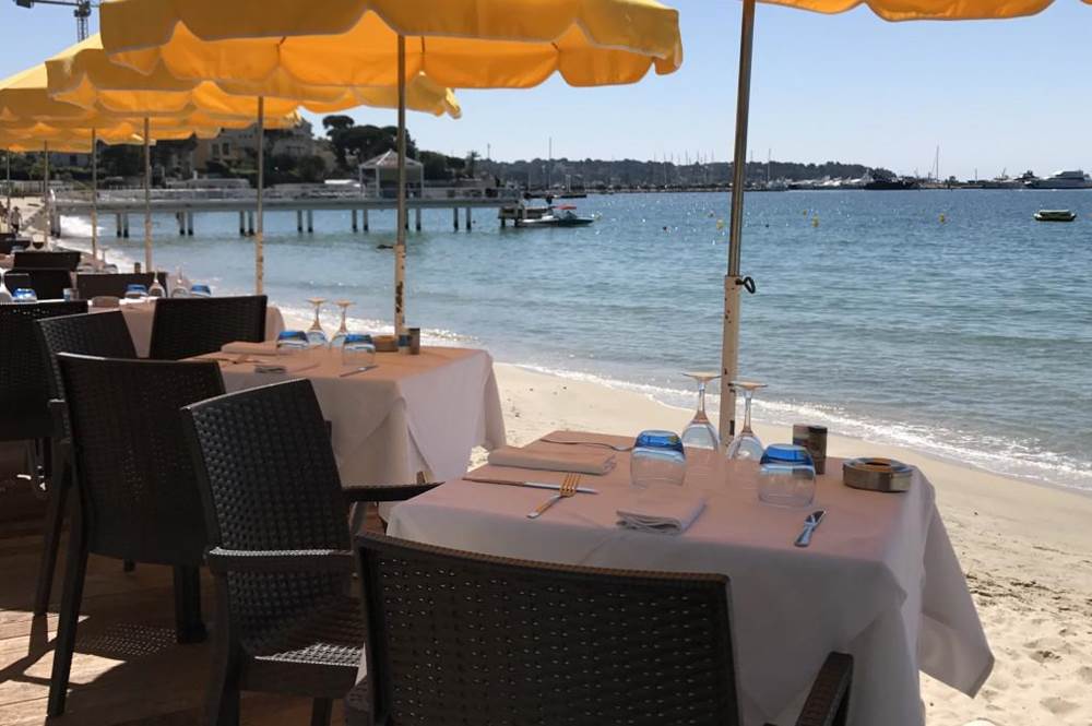 Le Bord de Mer Chez Vincent - Restaurant bord de l'eau Antibes-Juan Les ...